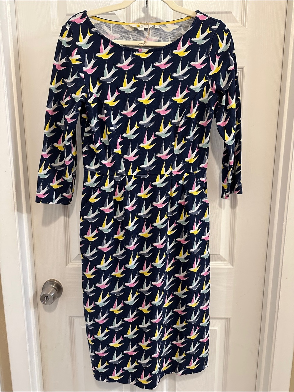 Boden NWOT Navy Midi Dress with Colorful Bird Print